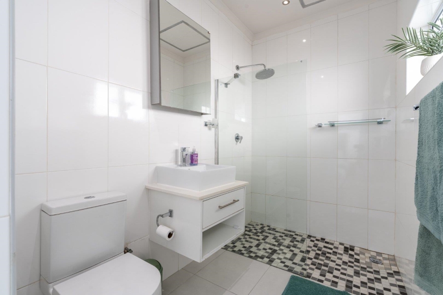 1 Bedroom Property for Sale in Green Point Western Cape